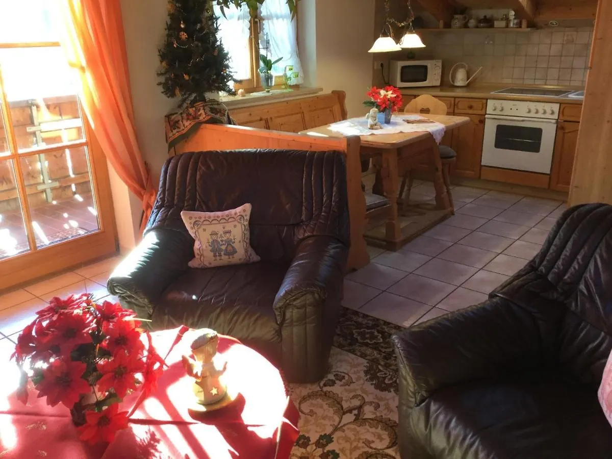 Apartements Ingrid Unhoch-Raggl Oberammergau